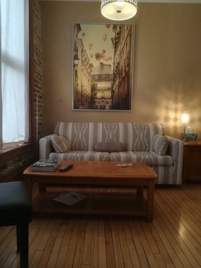 Vieux-Old Farnham Appart-Condotel Luaran gambar